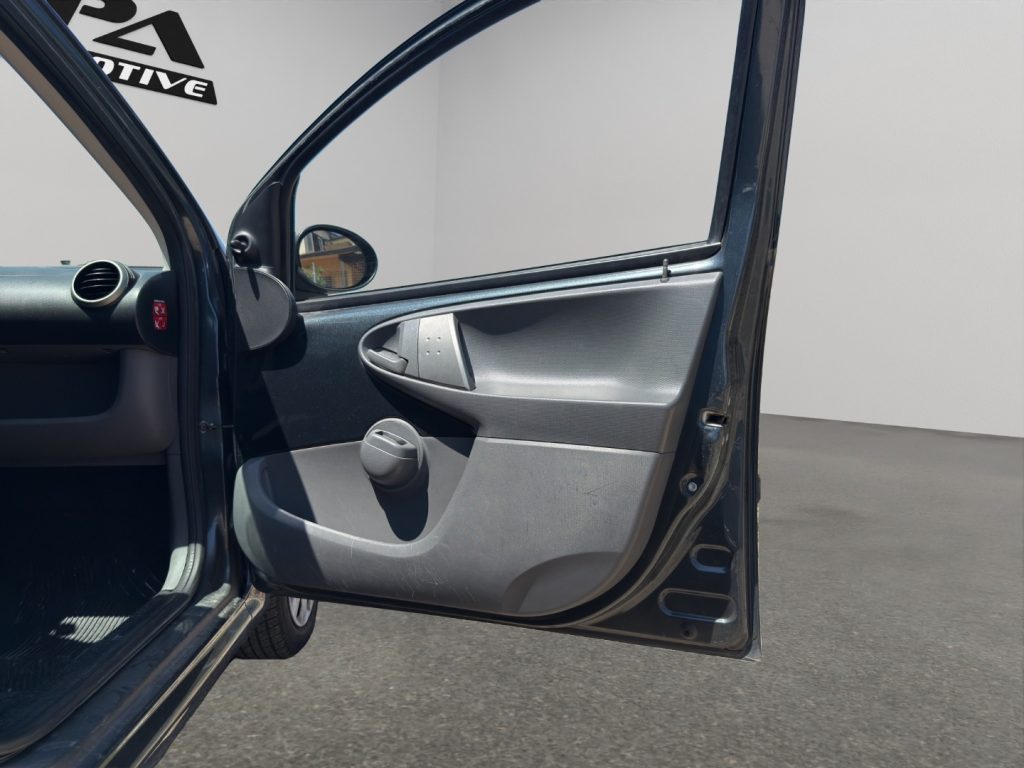 CITROEN C1 1.0 5 porte airdream AMIC1 - 17
