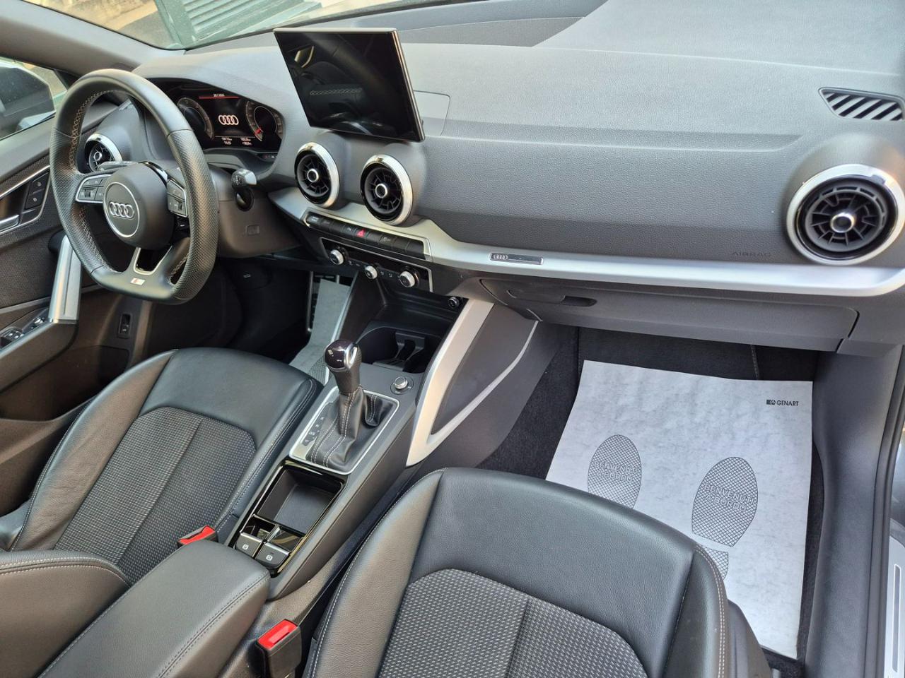 AUDI Q2 35 TDI S tronic S line Edition - 13