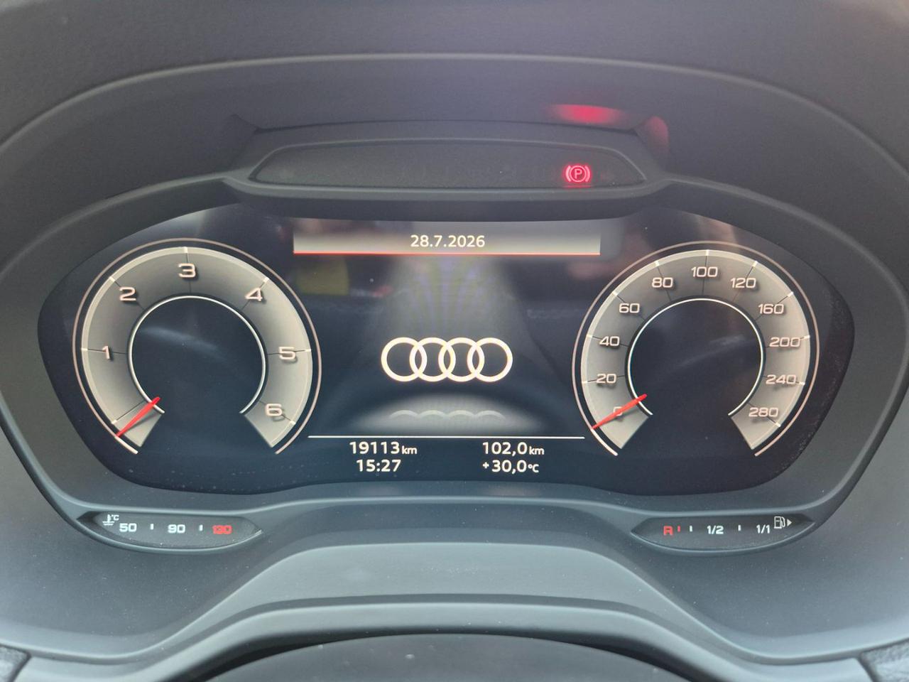 AUDI Q2 35 TDI S tronic S line Edition - 16