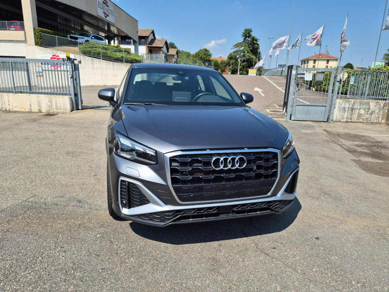 AUDI Q2 35 TDI S tronic S line Edition - 4