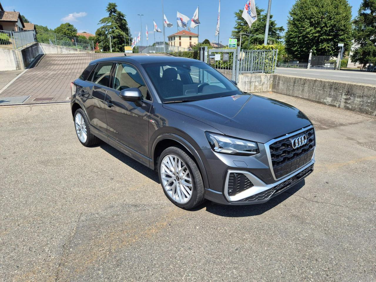 AUDI Q2 35 TDI S tronic S line Edition - 5