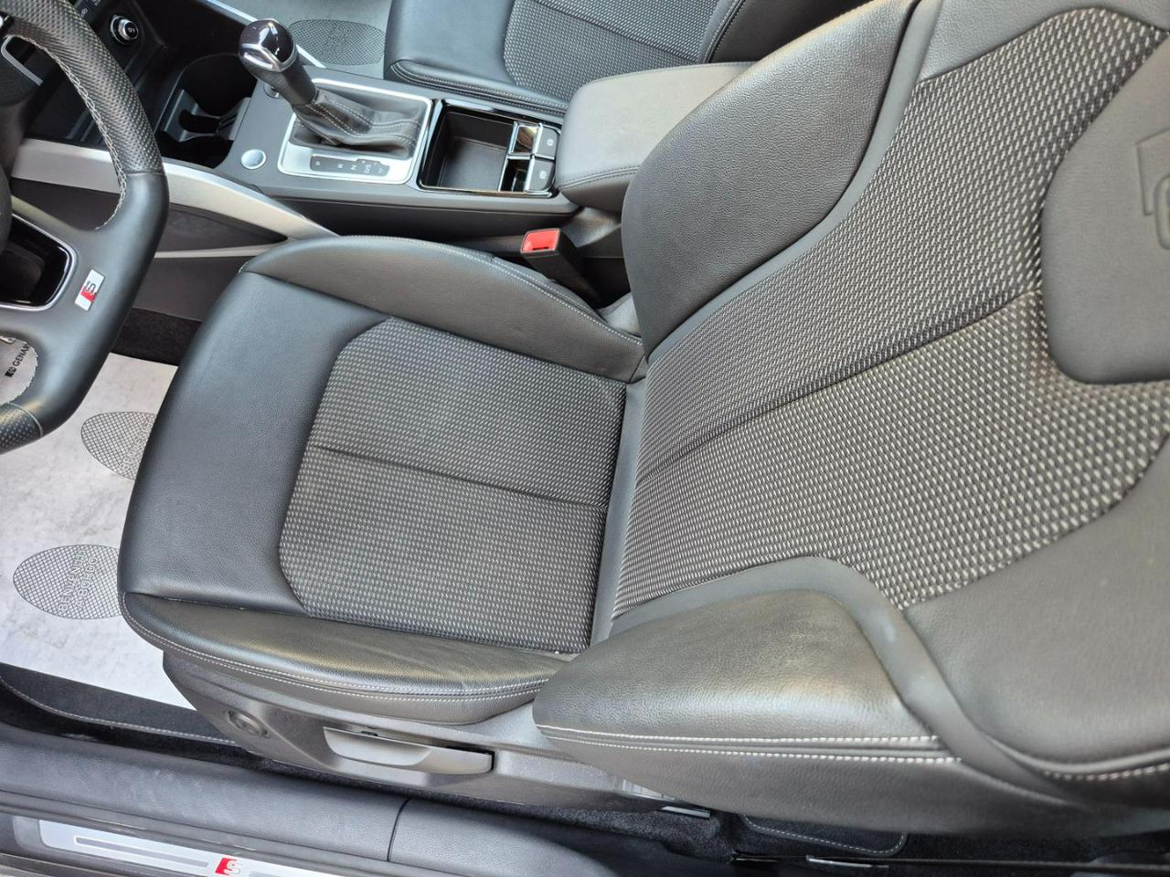 AUDI Q2 35 TDI S tronic S line Edition - 11