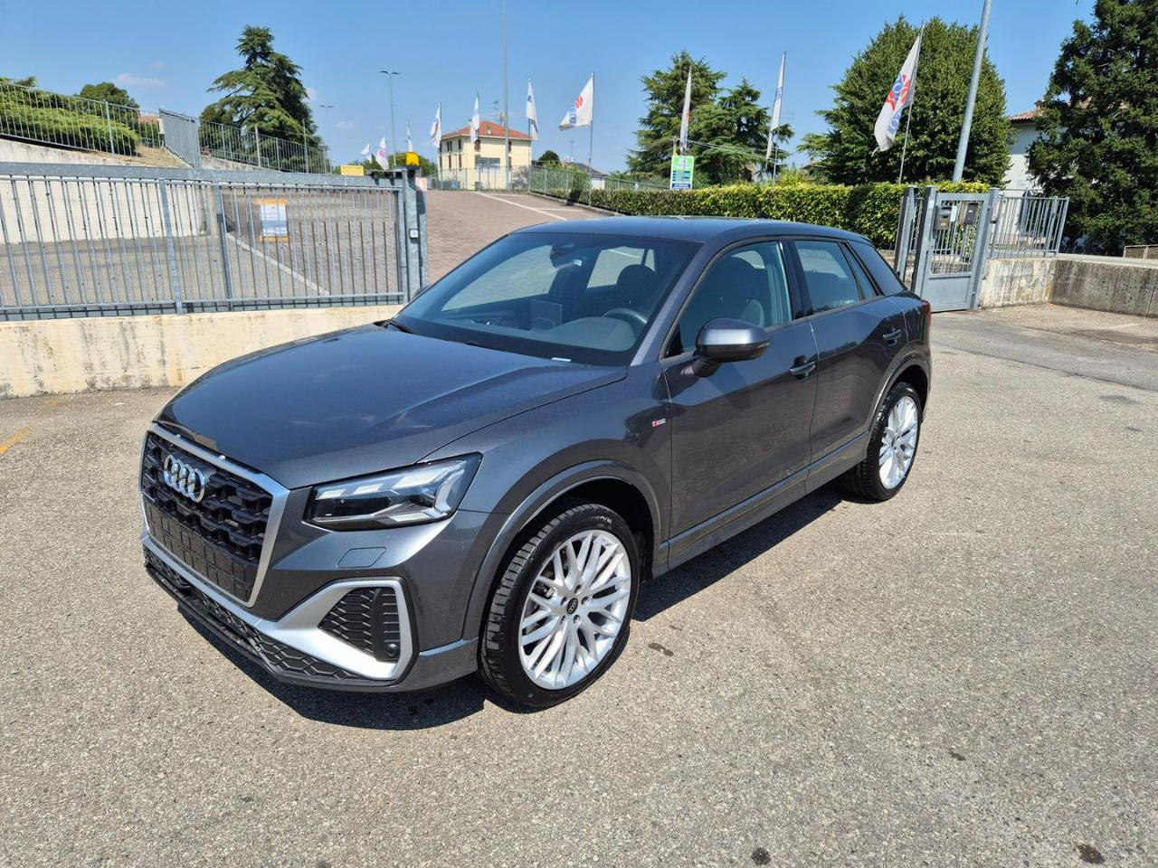 AUDI Q2 35 TDI S tronic S line Edition - 2