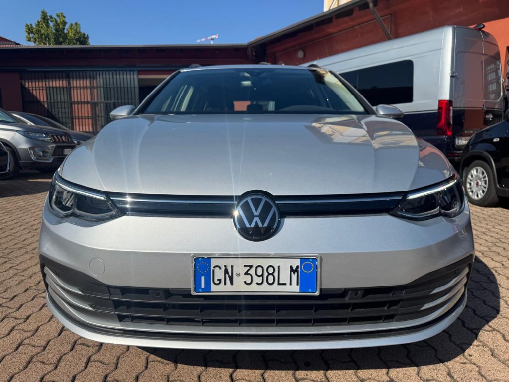 VOLKSWAGEN Golf Variant 1.5 eTSI EVO ACT DSG LIFE - 4
