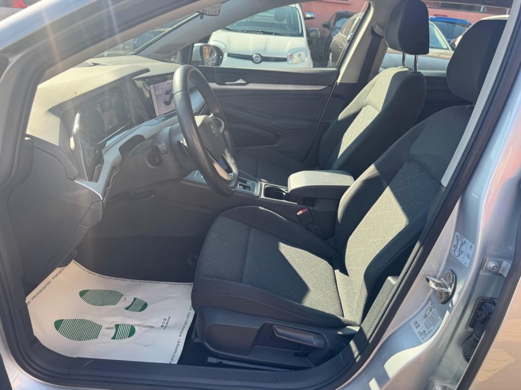 VOLKSWAGEN Golf Variant 1.5 eTSI EVO ACT DSG LIFE - 11