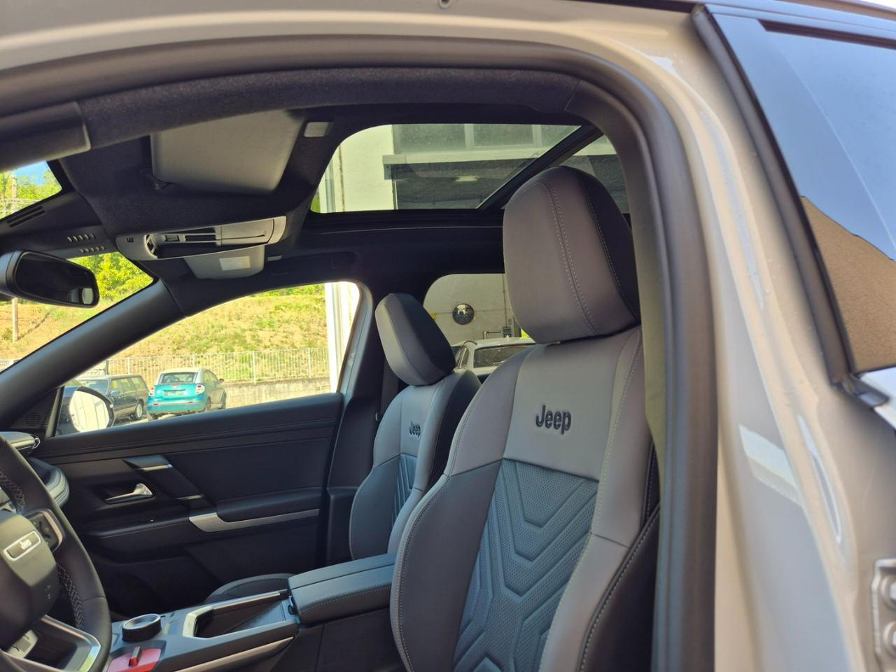 JEEP Compass 1.2 Turbo 48V e-Hybrid First Edition - 11