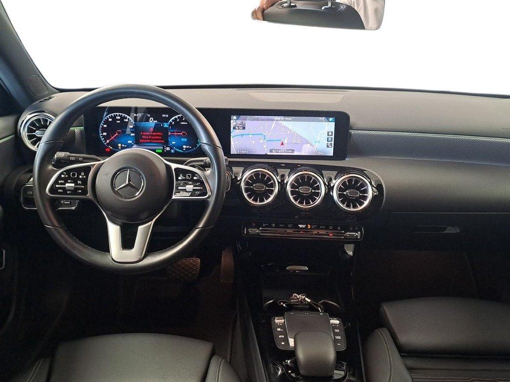 MERCEDES-BENZ A 250 e hybrid EQ Business - 7