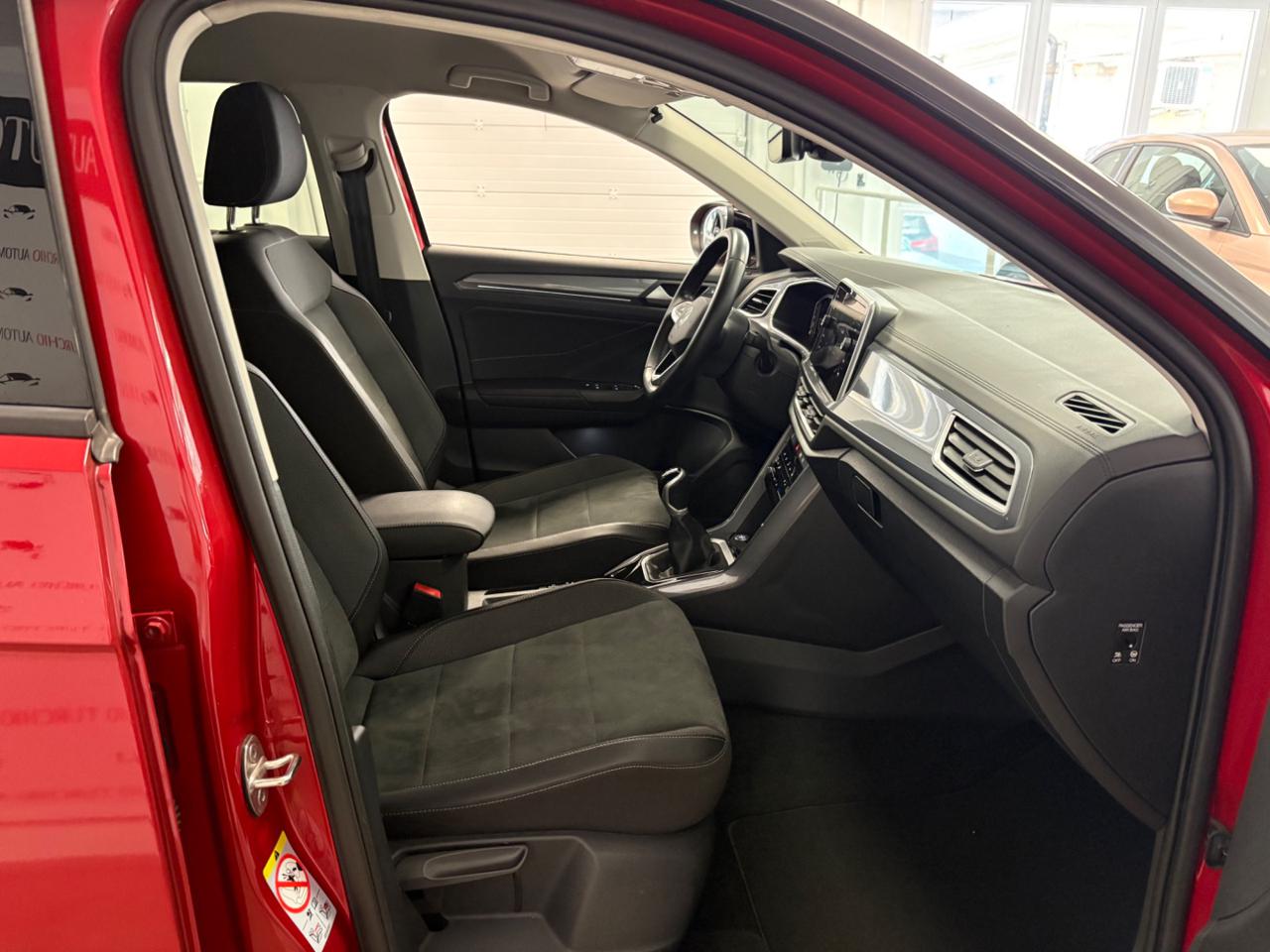 VOLKSWAGEN T-Roc 1.0 TSI Style FULL LED - 17