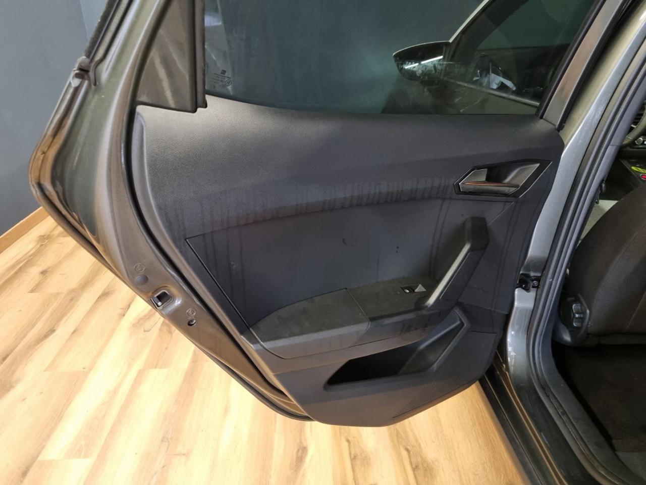 SEAT Arona 1.0 EcoTSI 110 CV DSG XPERIENCE - 24