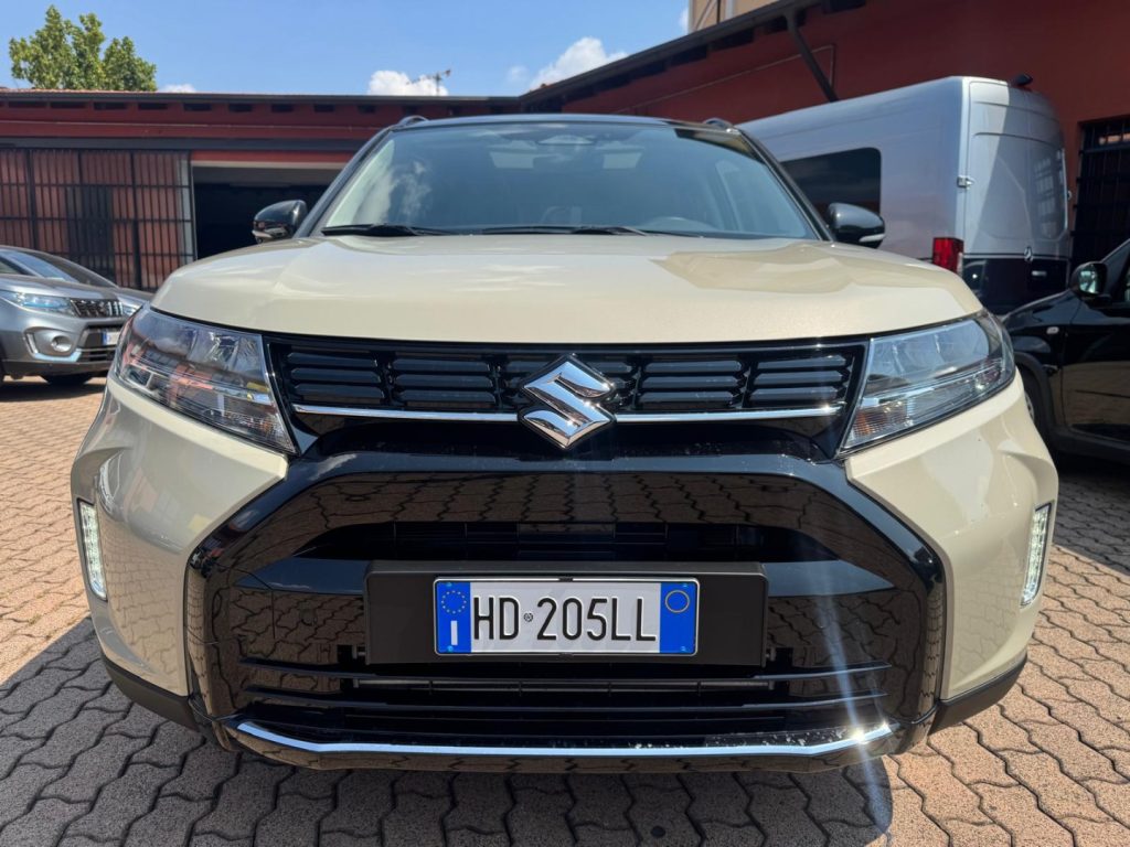 SUZUKI Vitara 1.4 110CV  Hybrid A/T 4WD Starview - 3