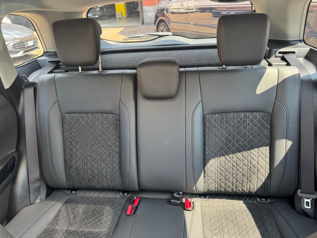 SUZUKI Vitara 1.4 110CV  Hybrid A/T 4WD Starview - 20