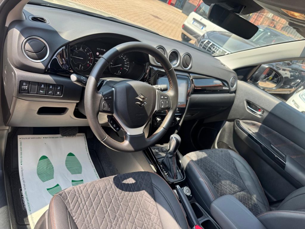 SUZUKI Vitara 1.4 110CV  Hybrid A/T 4WD Starview - 21