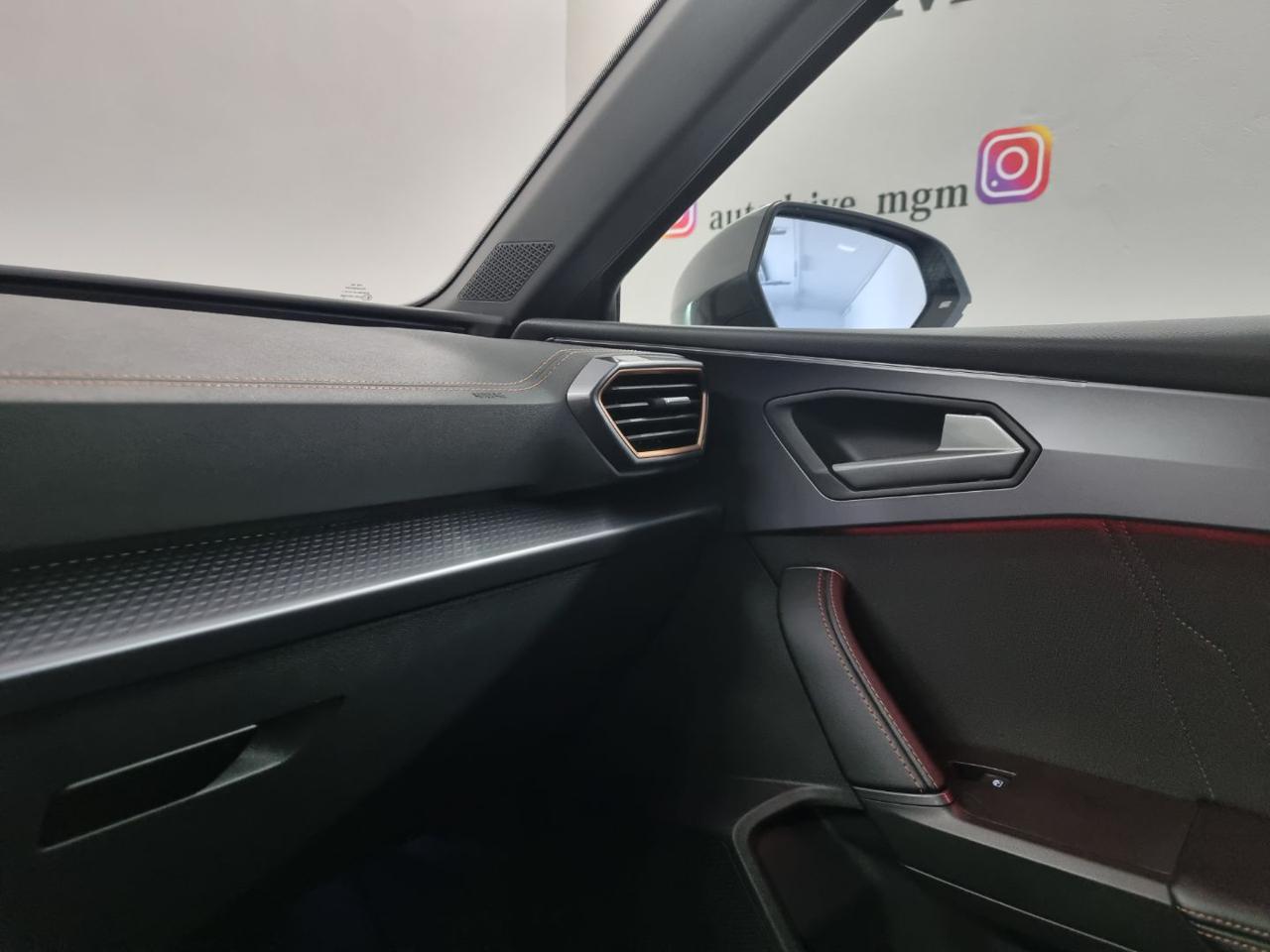 CUPRA Leon Sportstourer 1.5 e-Hybrid 204 CV DSG PLUG-IN - 22