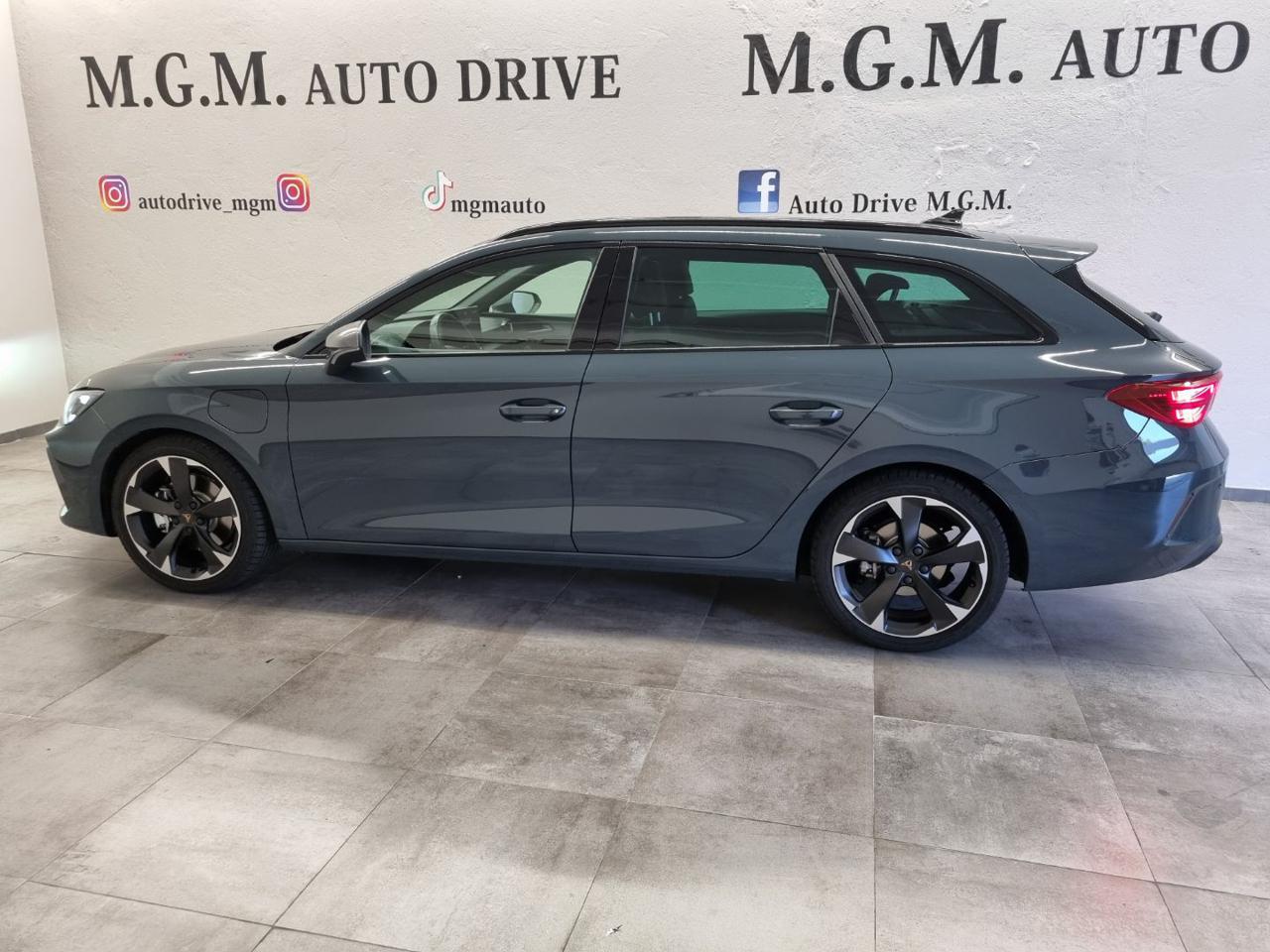 CUPRA Leon Sportstourer 1.5 e-Hybrid 204 CV DSG - 2