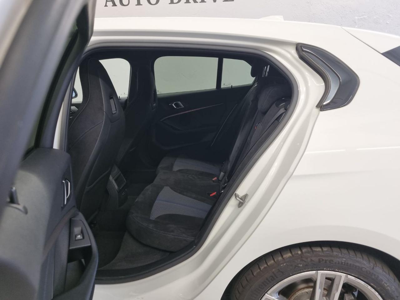 BMW 116 i 5p. Msport - 8