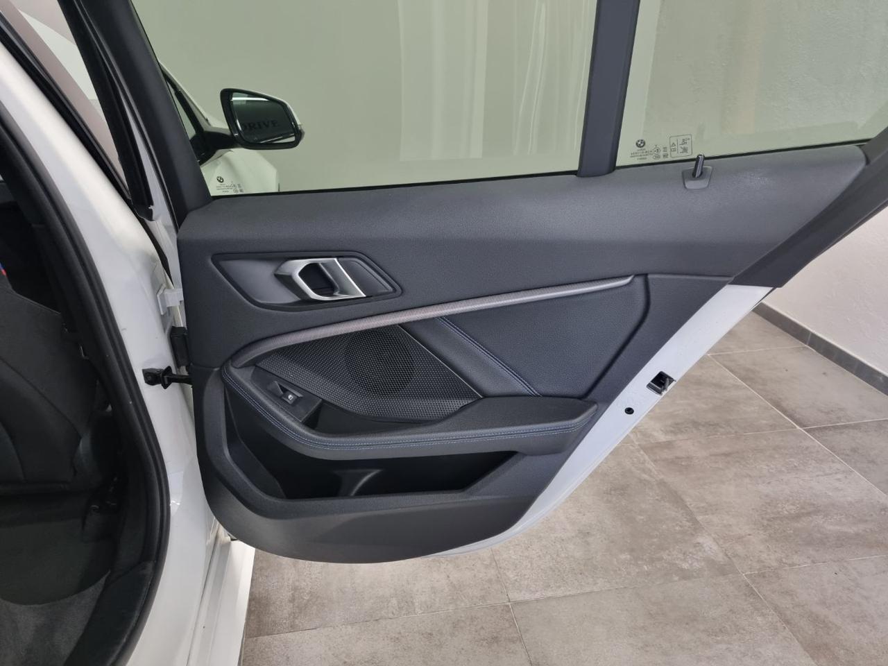 BMW 116 i 5p. Msport - 25
