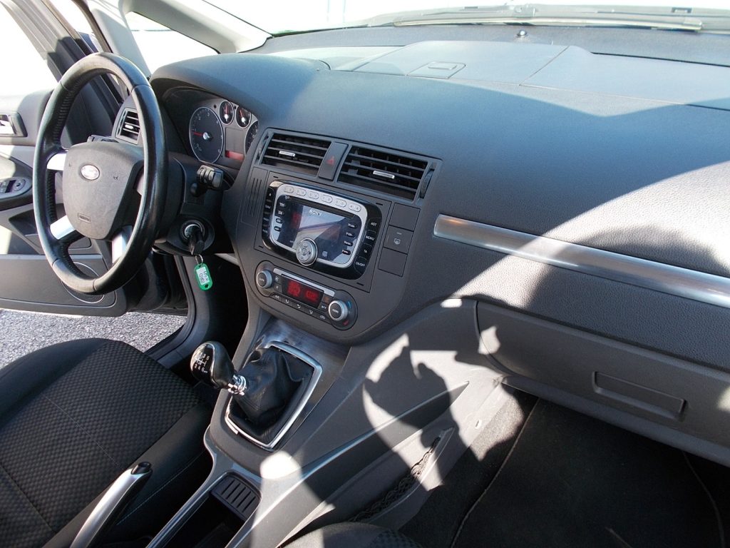 FORD C-Max 2.0 TDCi 136 CV Titanium - 10