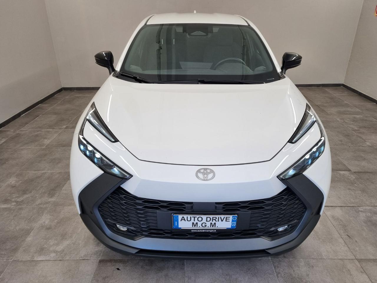 TOYOTA C-HR 1.8 HV Trend - 28