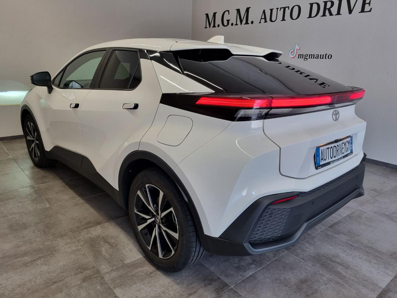 TOYOTA C-HR 1.8 HV Trend - 2