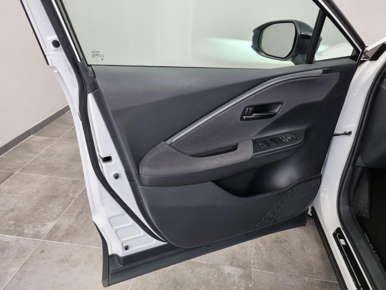 TOYOTA C-HR 1.8 HV Trend - 5