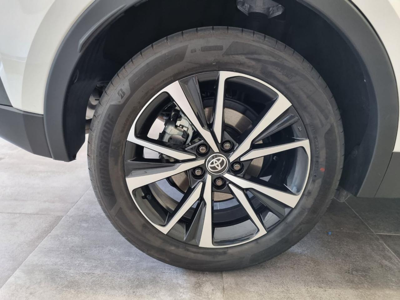 TOYOTA C-HR 1.8 HV Trend - 4