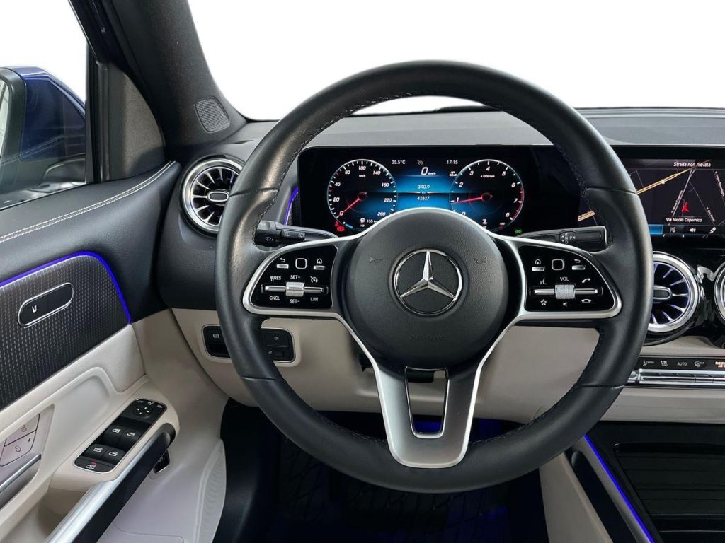 MERCEDES-BENZ GLB 200 Automatic Sport Plus - 11