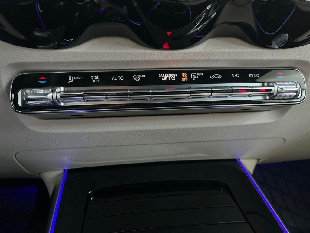 MERCEDES-BENZ GLB 200 Automatic Sport Plus - 14