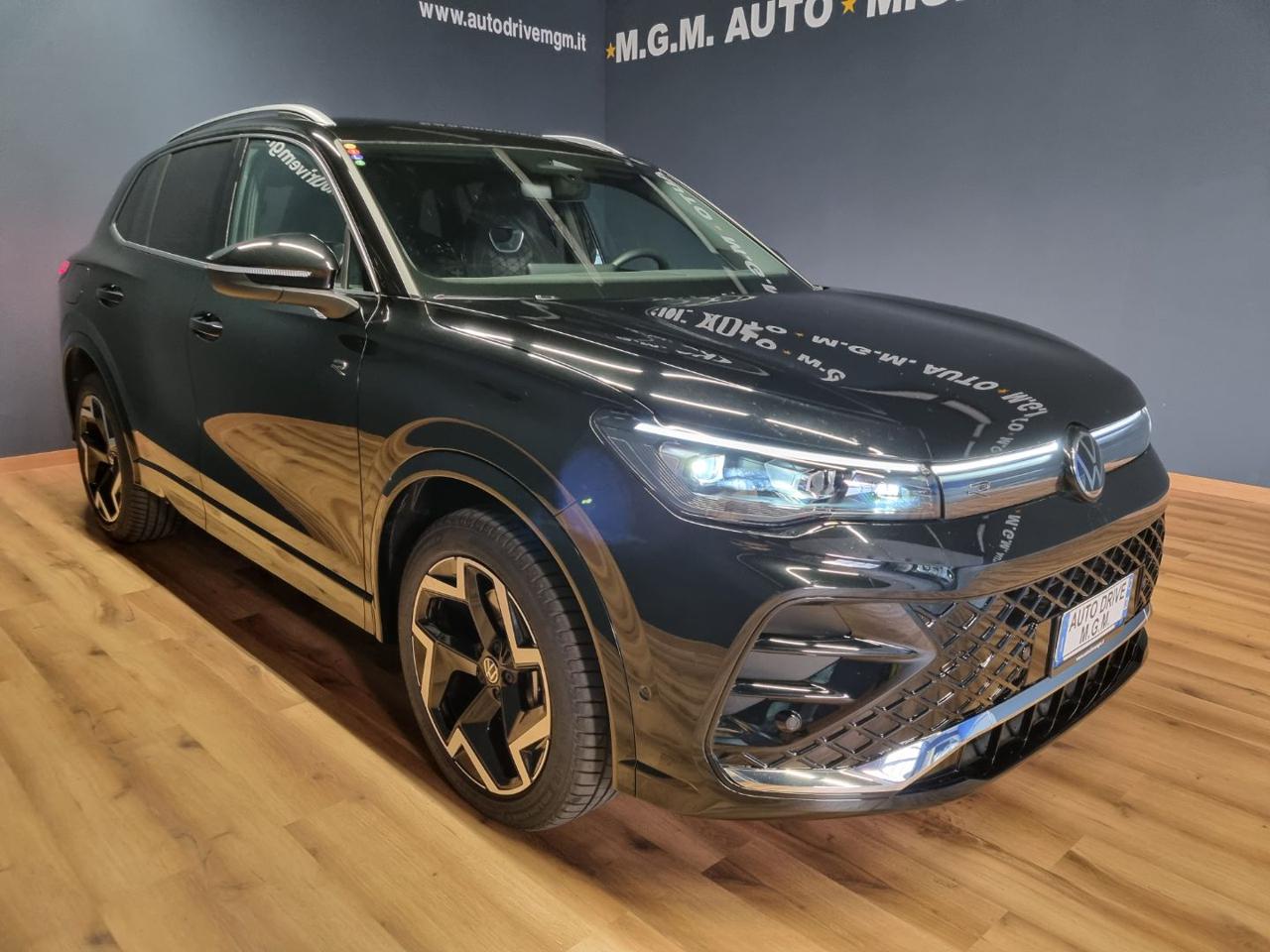 VOLKSWAGEN Tiguan 2.0 TDI 150 CV DSG R-Line - 26