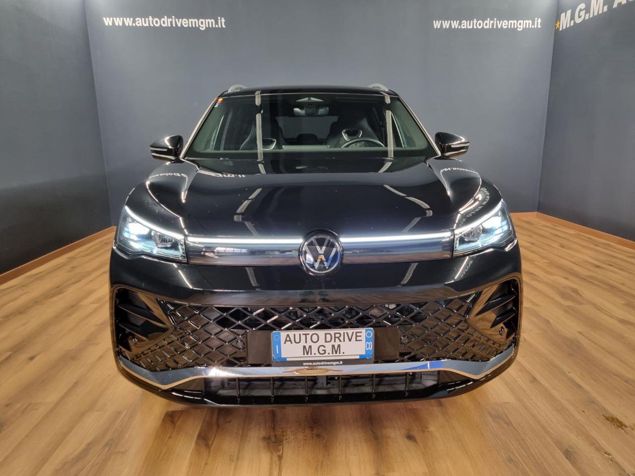 VOLKSWAGEN Tiguan 2.0 TDI 150 CV DSG R-Line - 5