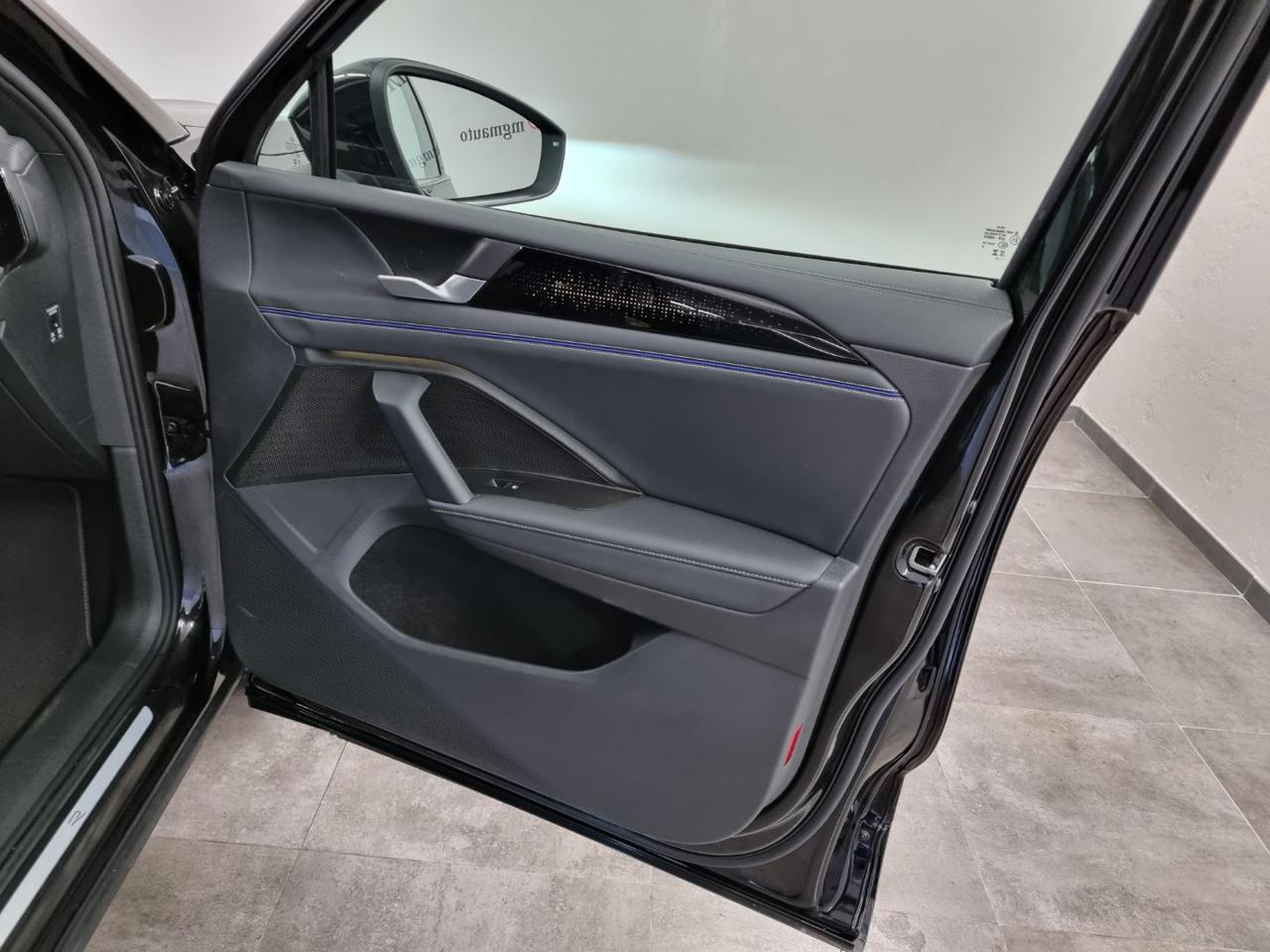 VOLKSWAGEN Tiguan 2.0 TDI 150 CV DSG R-Line - 30
