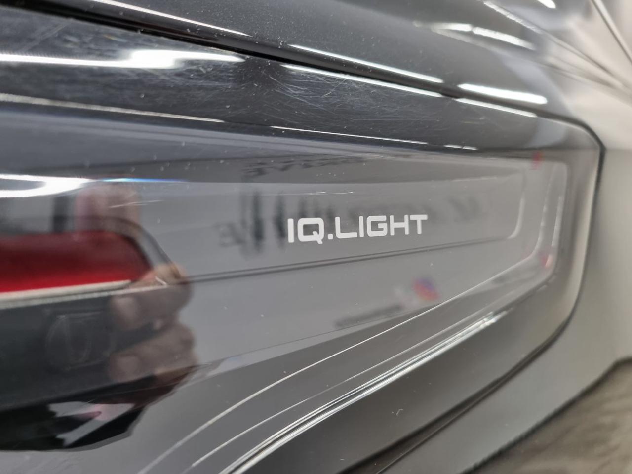 VOLKSWAGEN Tiguan 2.0 TDI 150 CV DSG R-Line - 11