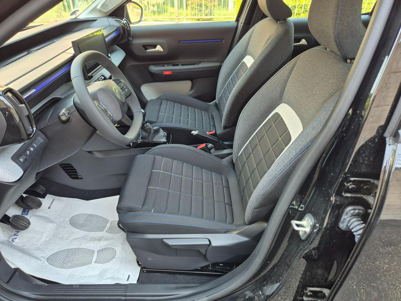 CITROEN C3 PureTech 100 S&S Plus - 9