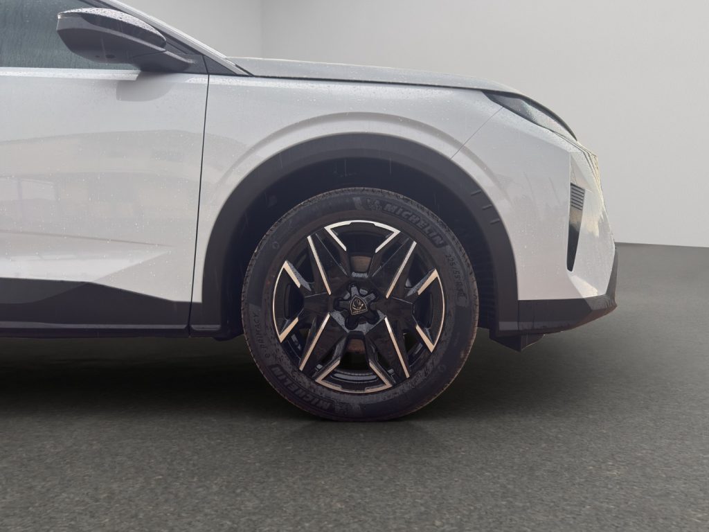 PEUGEOT 3008 Hybrid 136 e-DCS6 GT - 23