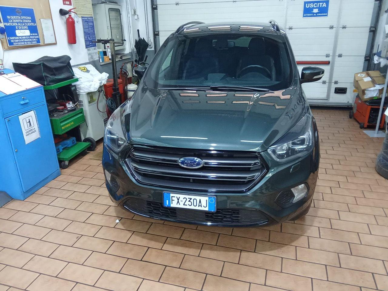 FORD Kuga 1.5 TDCI 120 CV S&S 2WD ST-Line - 2
