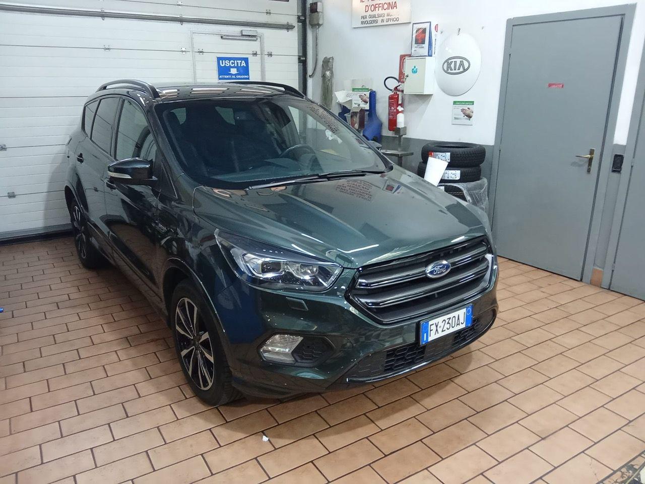 FORD Kuga 1.5 TDCI 120 CV S&S 2WD ST-Line - 3