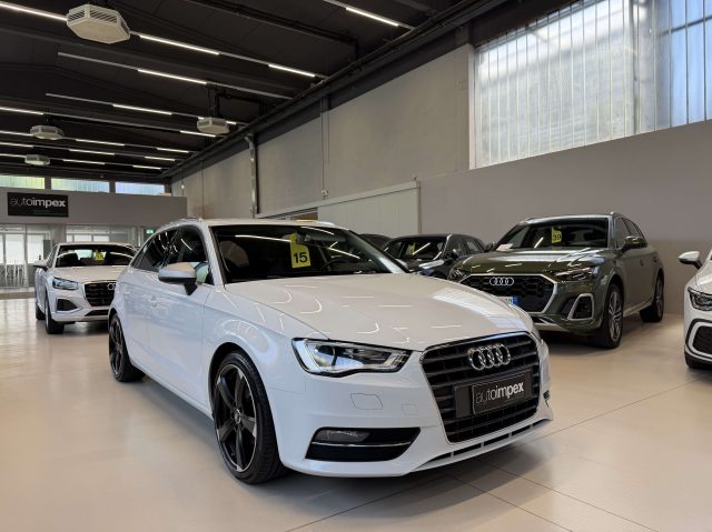 AUDI A3 Bianco pastello