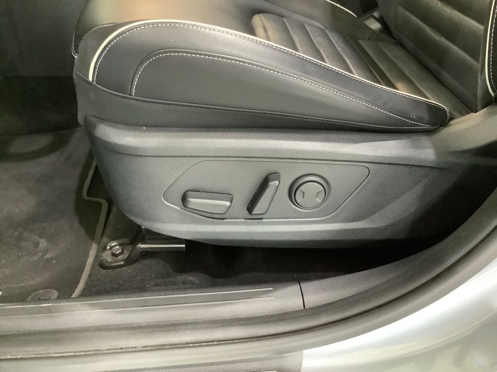 KIA Sportage 1.6 CRDi MHEV DCT GT-line Plus - 30