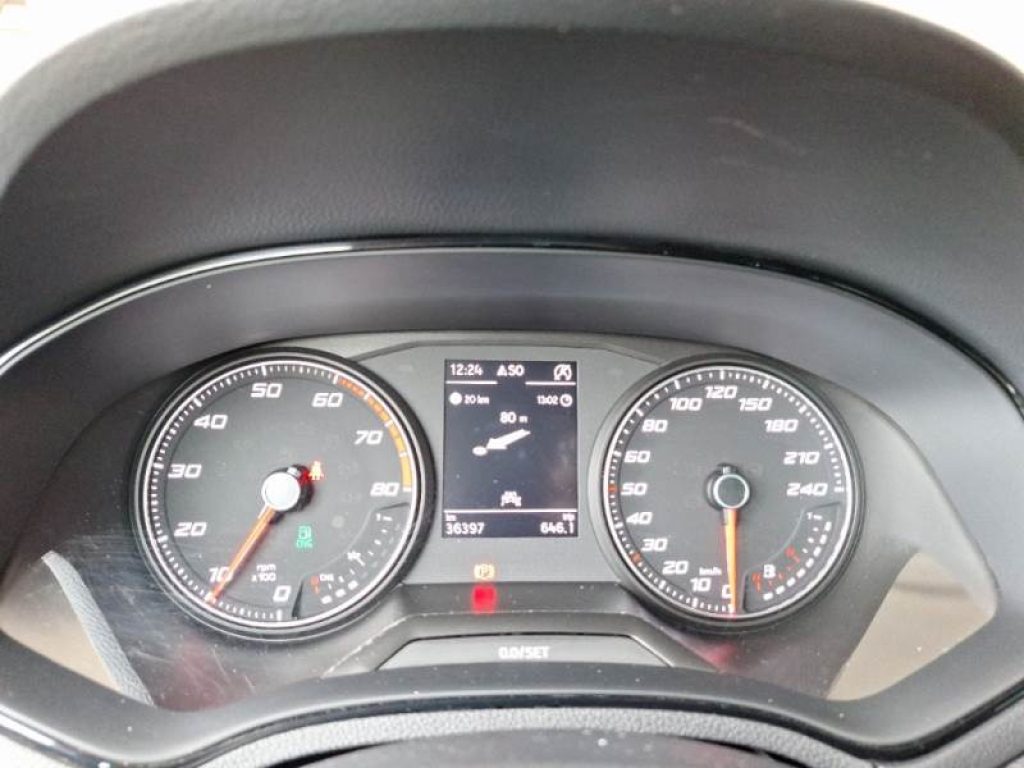 SEAT Arona 1.0 TGI FR - 7