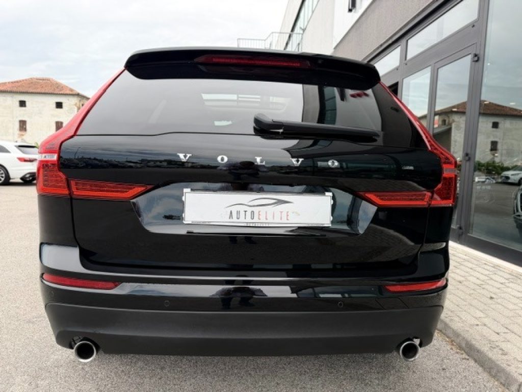 Clicca per ingrandire XC60 - B4 (d)Geartronic Momentum Pro/TETTO APRIBILE