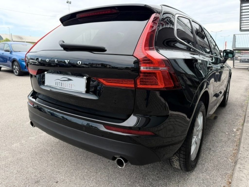 Clicca per ingrandire XC60 - B4 (d)Geartronic Momentum Pro/TETTO APRIBILE