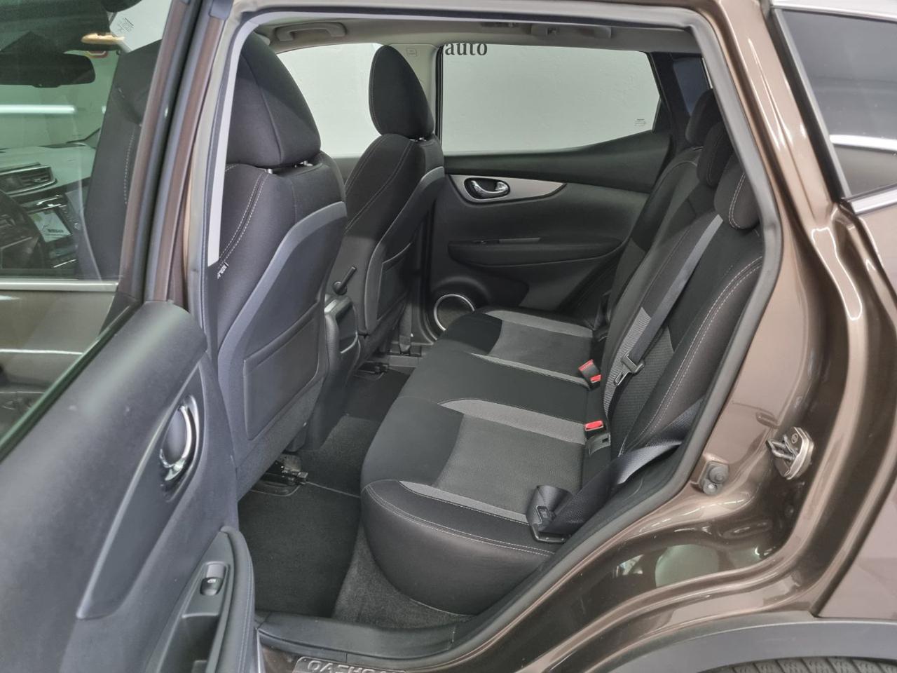 NISSAN Qashqai 1.3 DIG-T 160 CV DCT N-Connecta - 11
