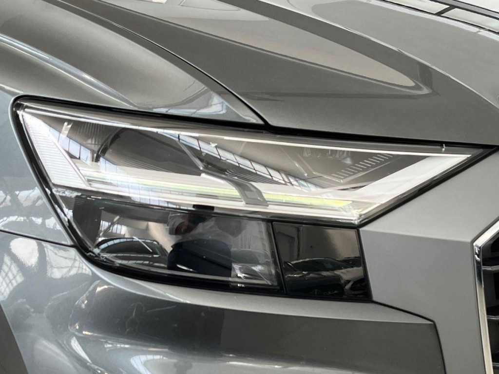 AUDI Q8 55 TFSI quattro tiptronic - 17