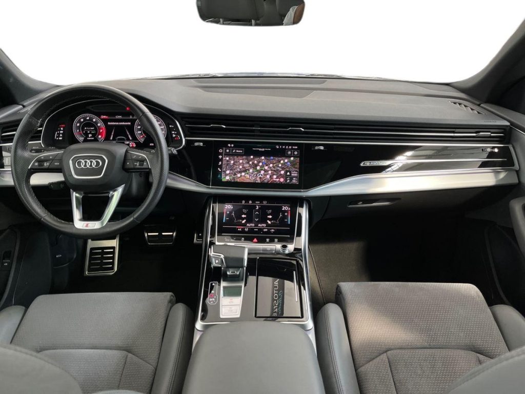 AUDI Q8 55 TFSI quattro tiptronic - 9