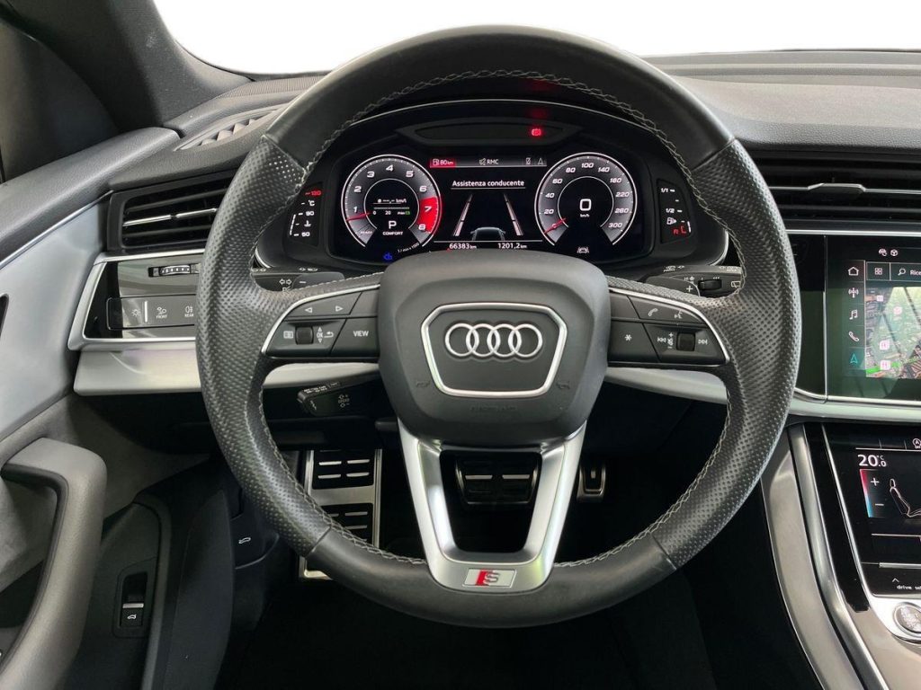 AUDI Q8 55 TFSI quattro tiptronic - 11