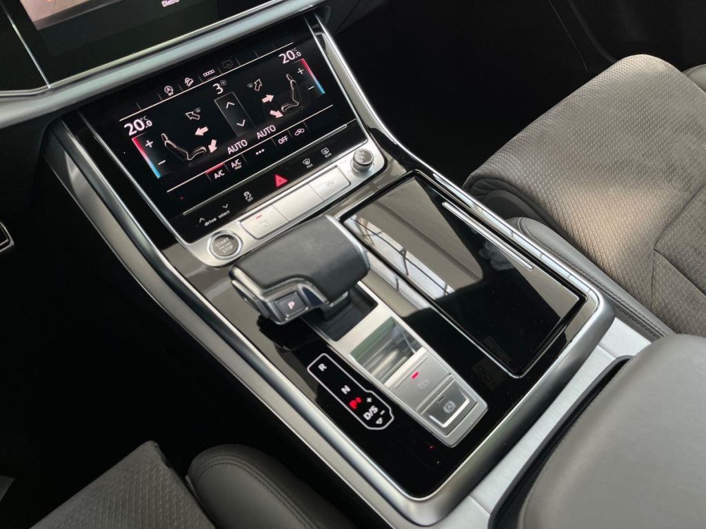 AUDI Q8 55 TFSI quattro tiptronic - 14