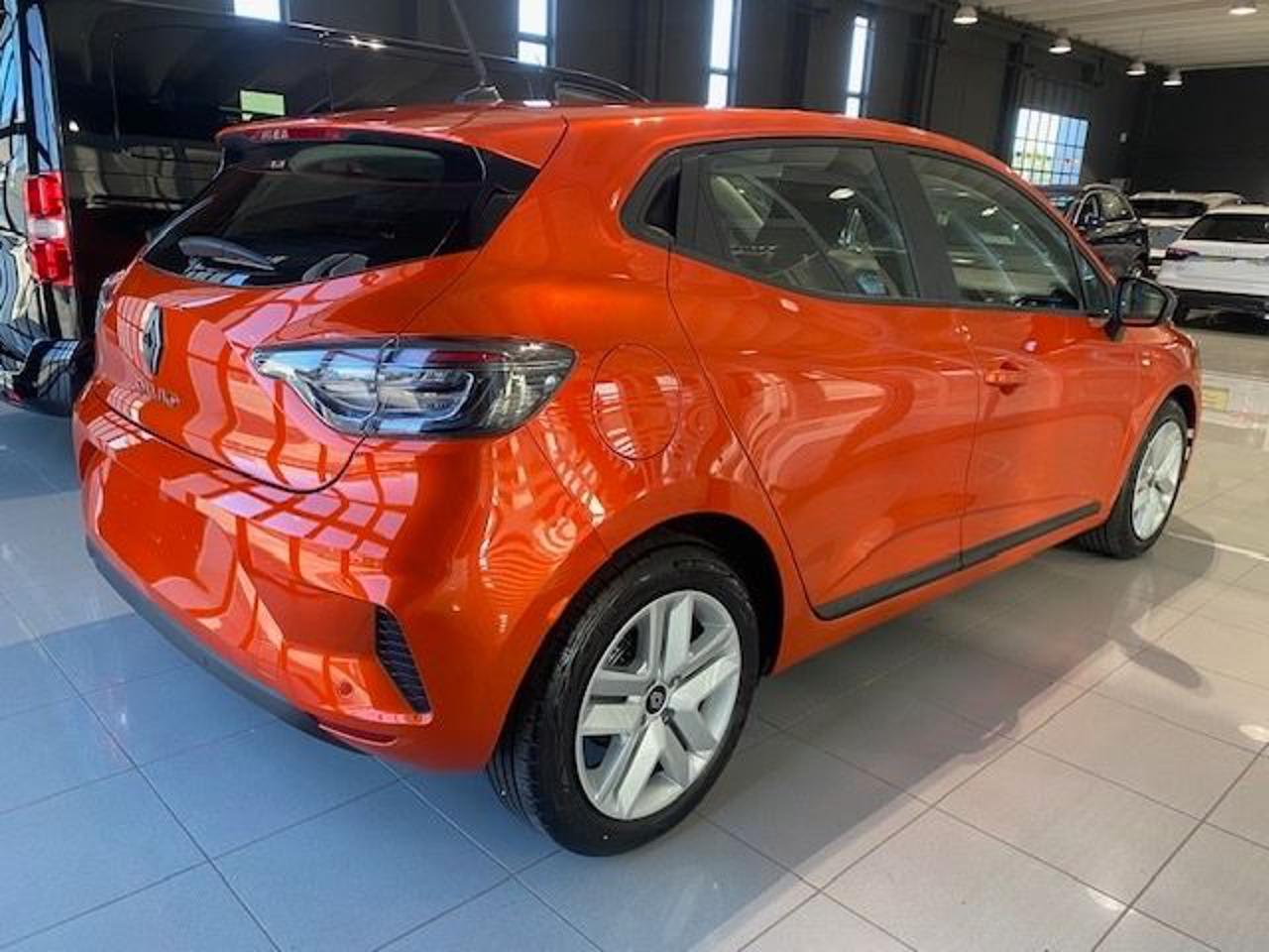 RENAULT Clio ECO-G 100 CV 5 porte Evolution km.0 - 2