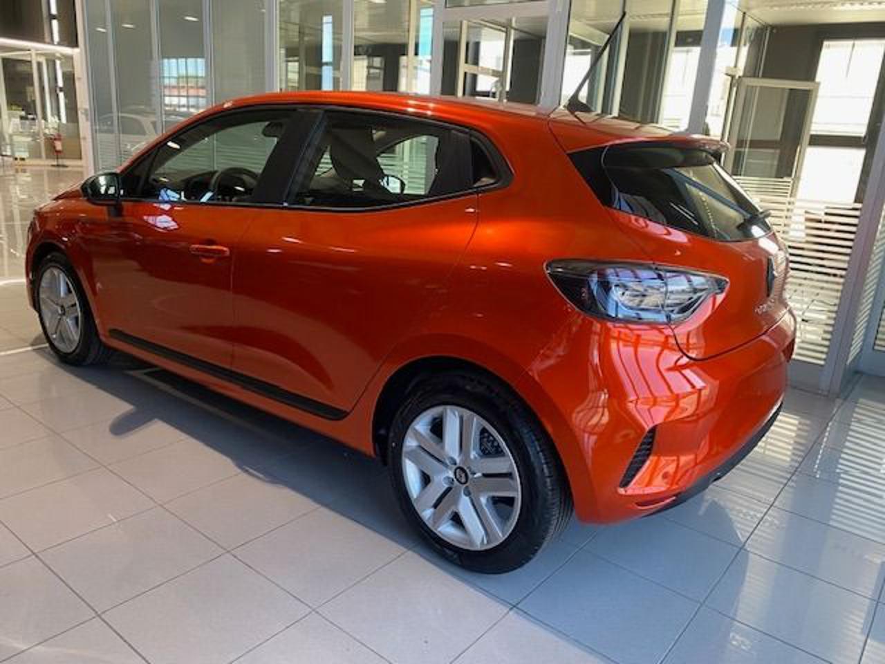 RENAULT Clio ECO-G 100 CV 5 porte Evolution km.0 - 4