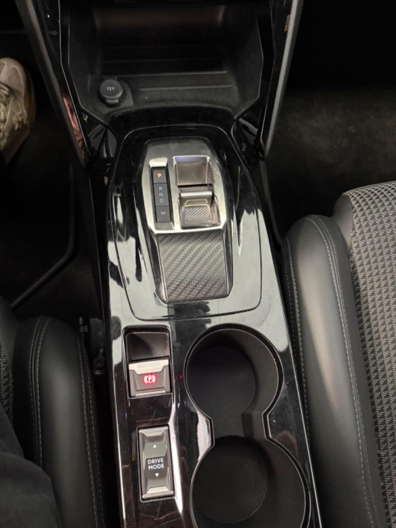 PEUGEOT 2008 BlueHDi 130 S&S EAT8 GT FULL LED - 11