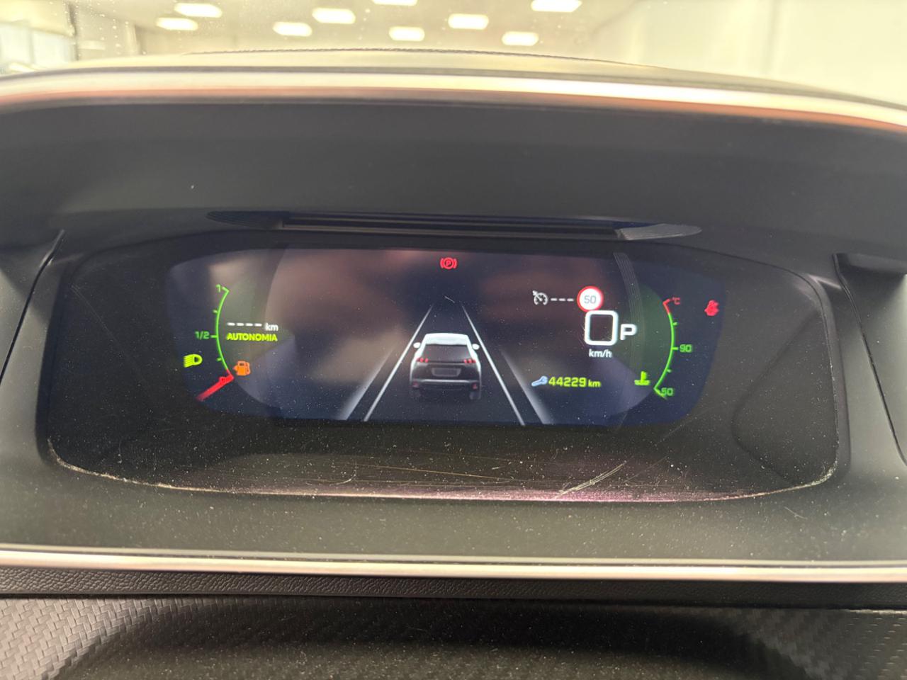 PEUGEOT 2008 BlueHDi 130 S&S EAT8 GT FULL LED - 9