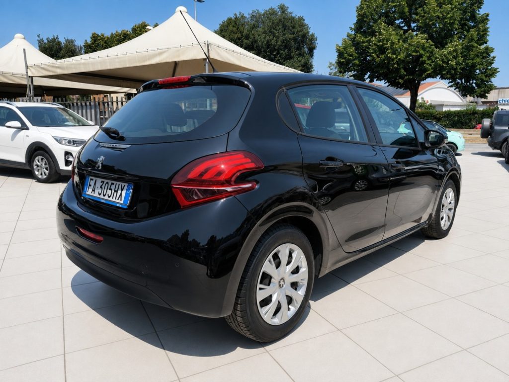 PEUGEOT 208 1° serie PureTech 82 5 porte Allure Unico Propr. - 4